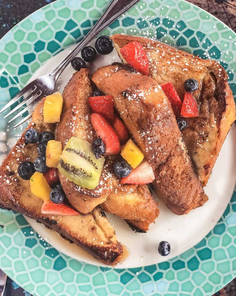 maya grill French Toast with fruit